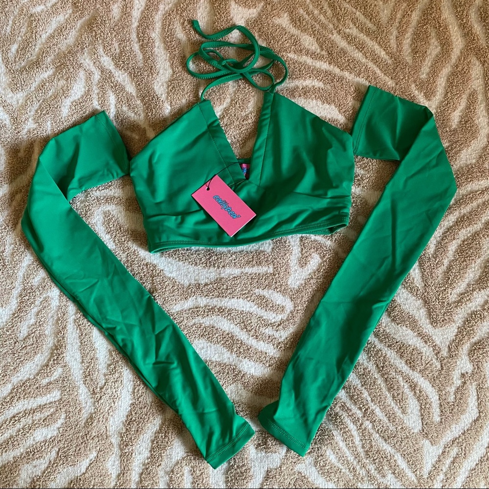 NWT Edikted Off-the-Shoulder Top